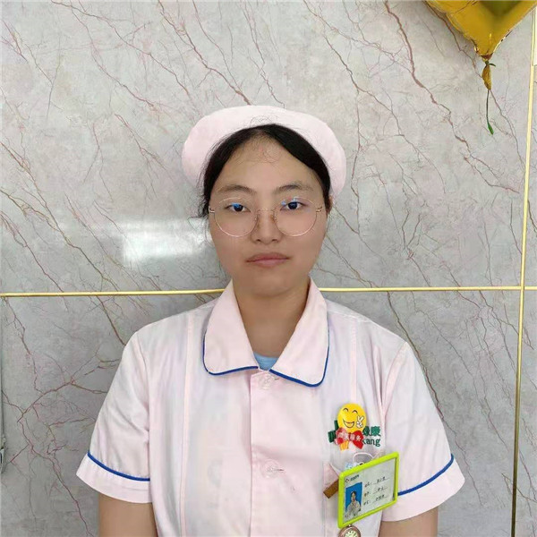 護理院 張小艷.jpg